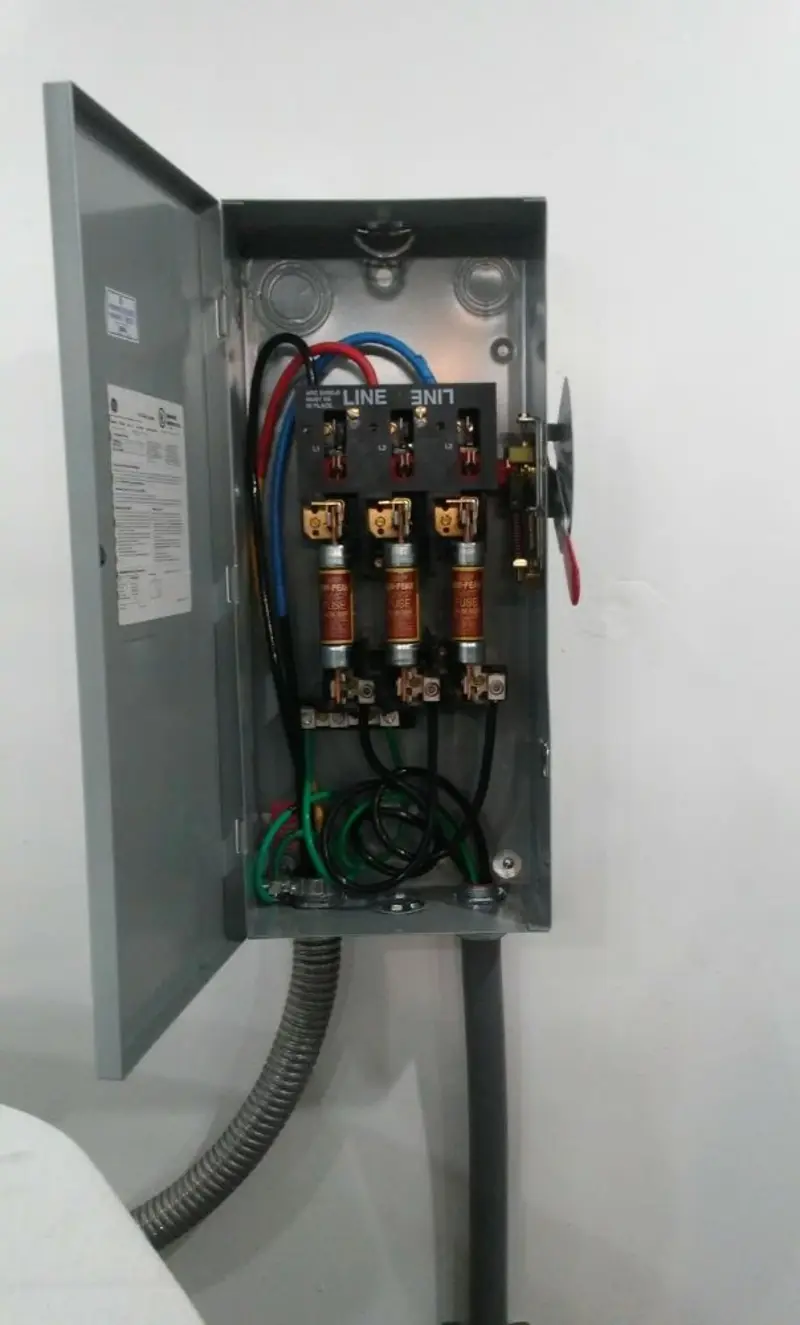 Three-phase disconnect switch installed for Electrical Wiring & Rewiring in Matteson